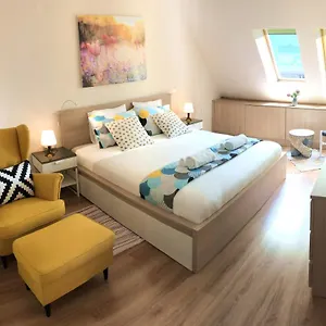 Unique Luxurious Jacuzzi Penthouse Duplex In Center! 2 Baths! Free Parking! דירה