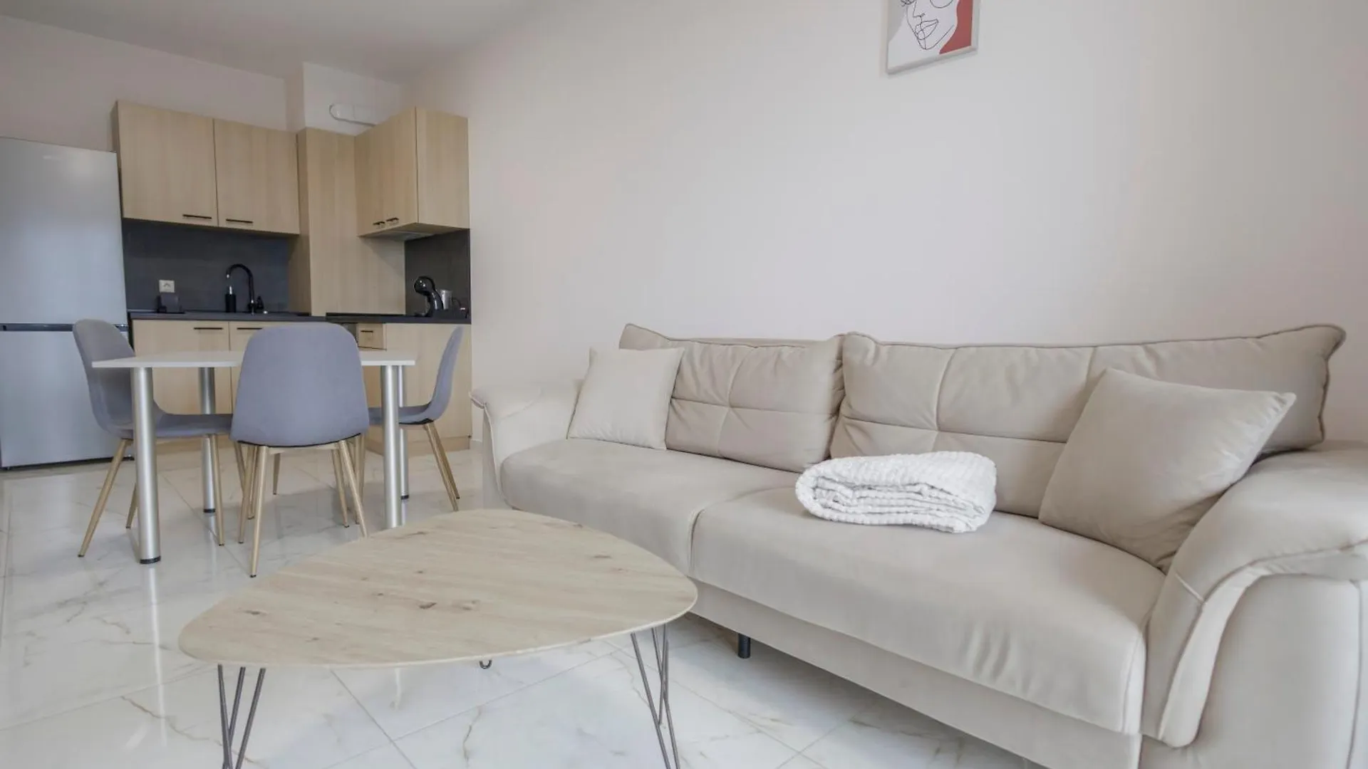 Green Eyes Apartments Sofia Bulgaria